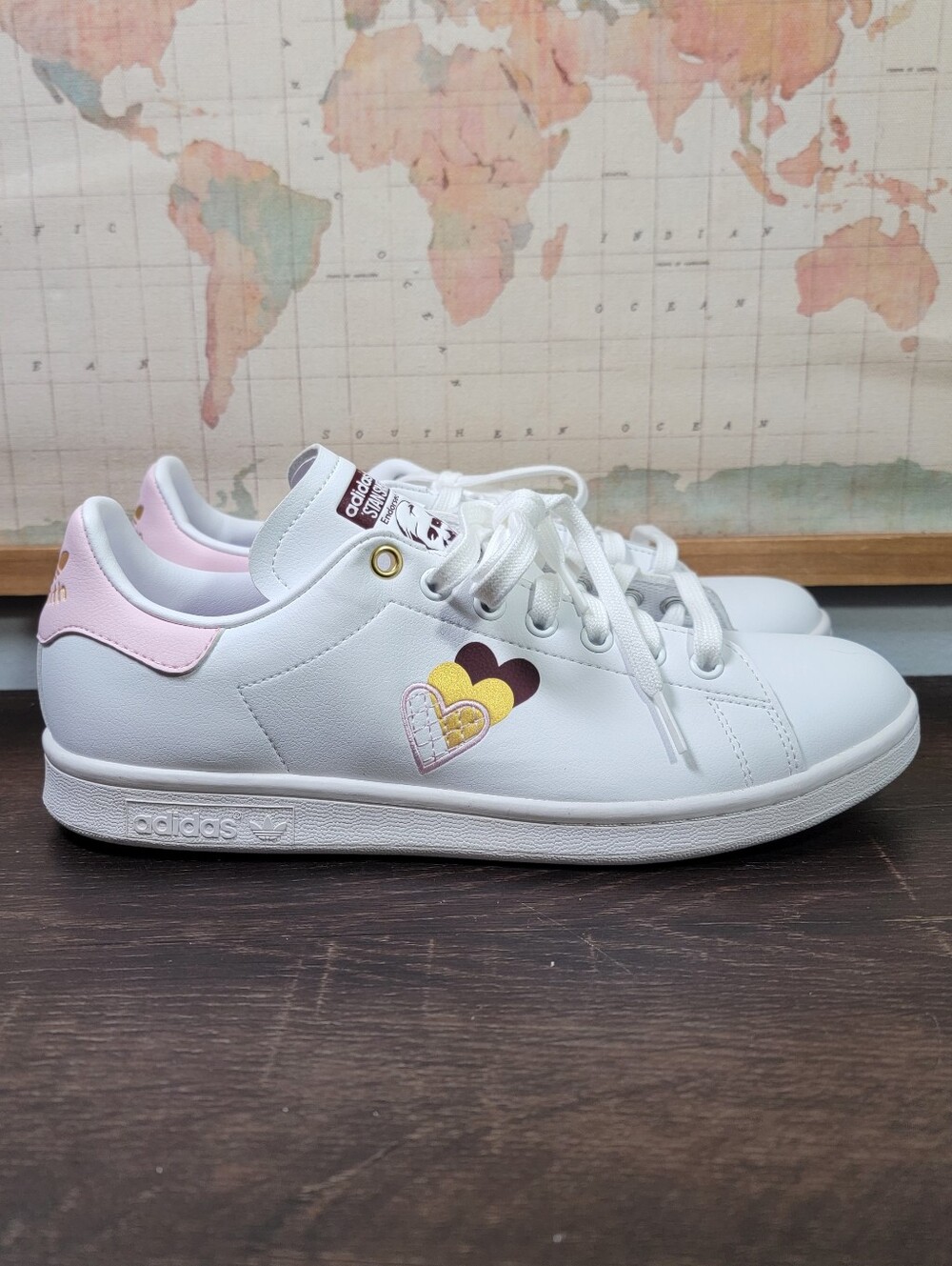 BRAND NEW Adidas Stan Smith 'Hearts Clear Pink' Women's Size 10.0